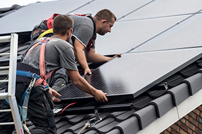 Vraag naar zonnepanelen neemt toe na besluit over salderingsregeling